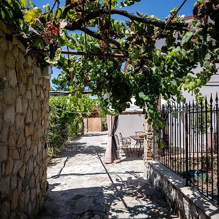 Casa Aniello Villa Caprioli